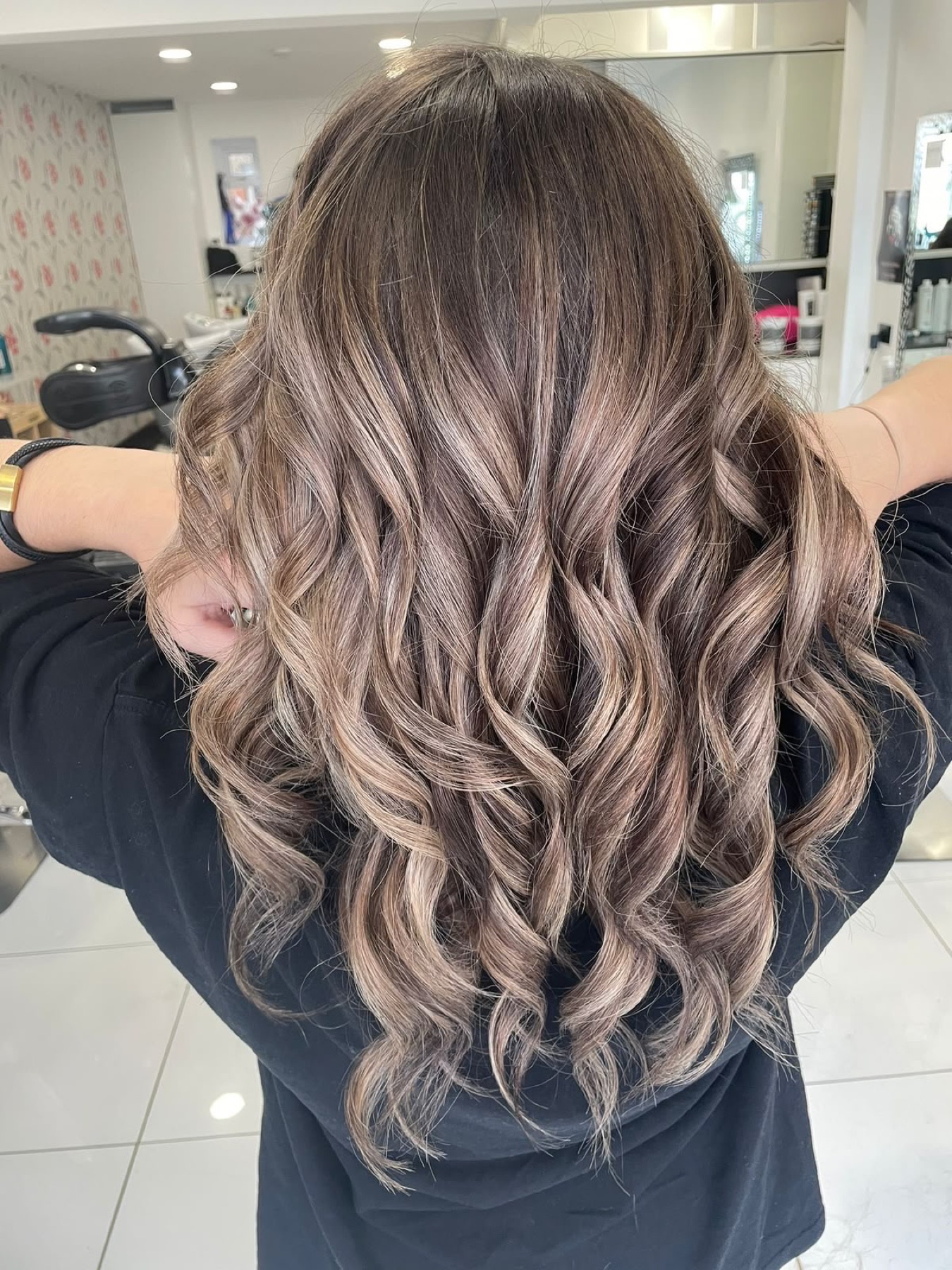 Mocha ribbon waves by CL Studio